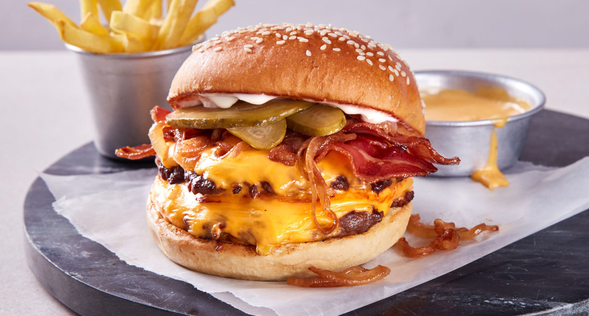 Smashed Bacon Cheesy Burger